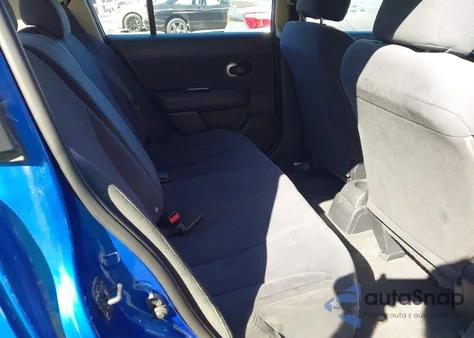 2008 Nissan Versa 1.8S z USA, uszkodzony, nr VIN 3N1BC13E88L377450